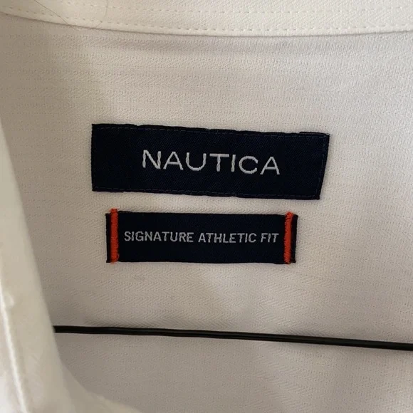 Men’s Nautica Signature Athletic Fit Dress Shirt - Picture 2 of 8